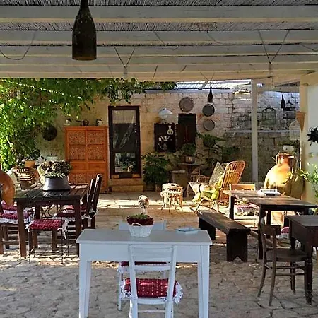 Апарт-отель I Trulli Di Acquarossa